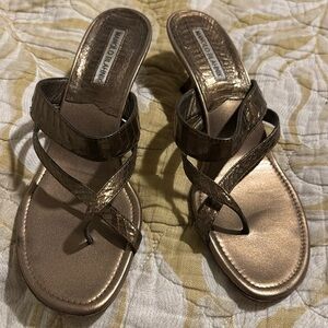 Manolo Blahnik Gold Kitten heels